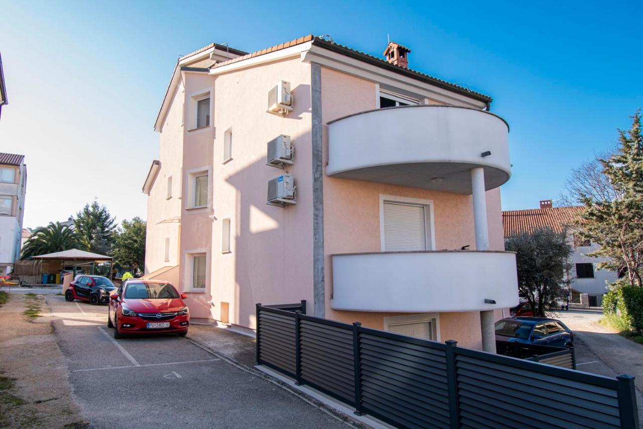 Apartment Sun Pula